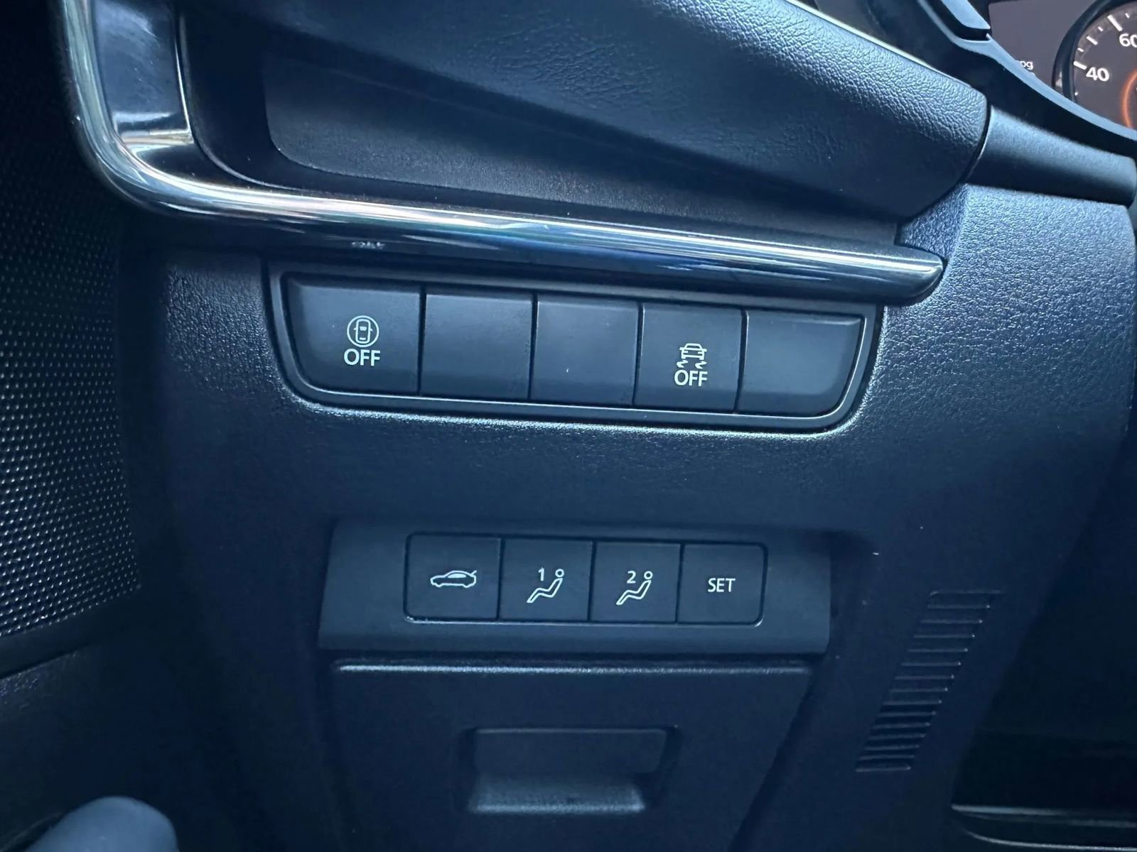 Used 2022 MAZDA MAZDA3 s image 22