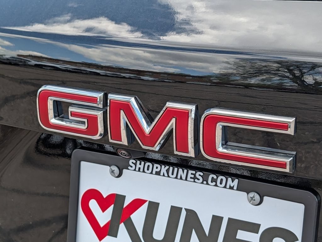 New 2026 GMC Terrain Elevation w/ Elevation Premium Package AWD/4WD image 17