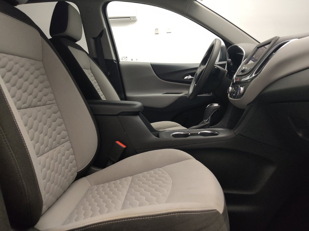 Used 2021 Chevrolet Equinox LS w/ LS Convenience Package FWD image 21