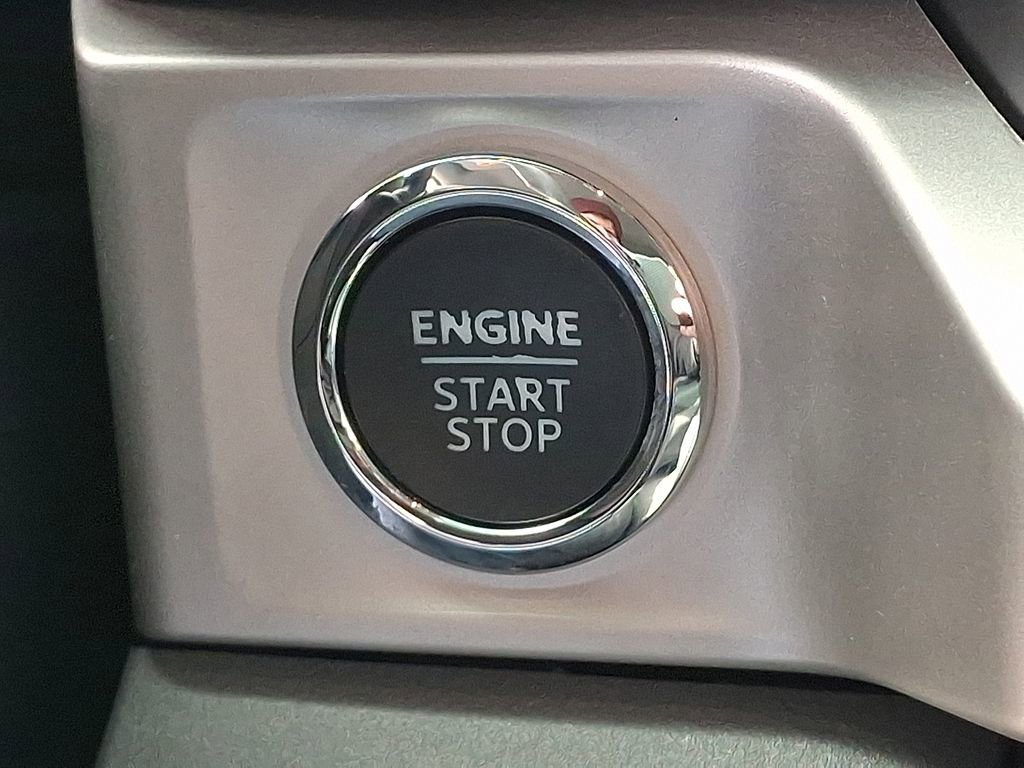 Used 2024 Ford F250 XLT w/ XLT Premium Package image 24