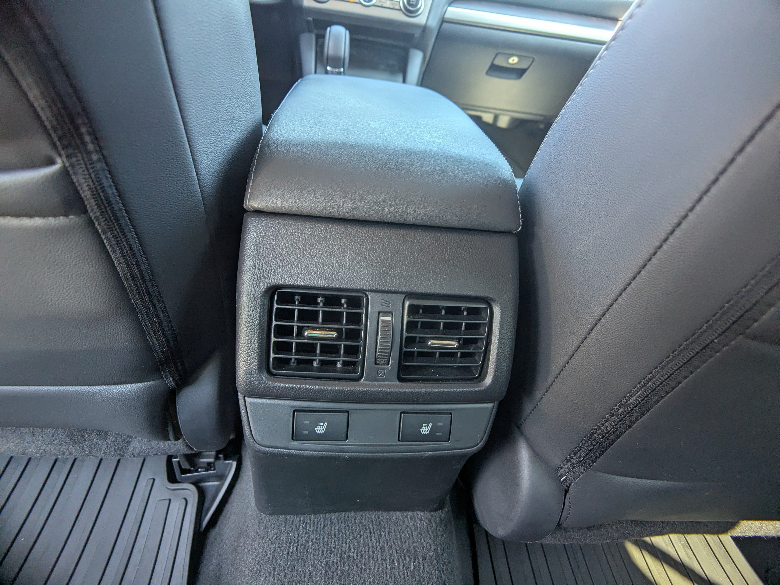 Used 2015 Subaru Outback 2.5i Limited AWD/4WD image 18