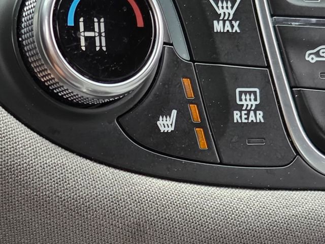 Used 2025 Chevrolet Malibu LT image 24