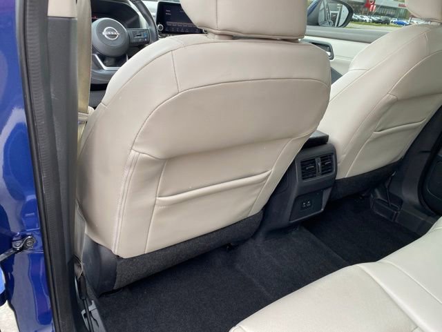 Used 2022 Nissan Rogue SV w/ SV Premium Package AWD/4WD image 31