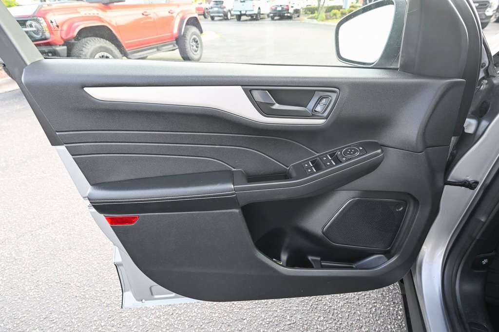 Certified 2022 Ford Escape SE image 19