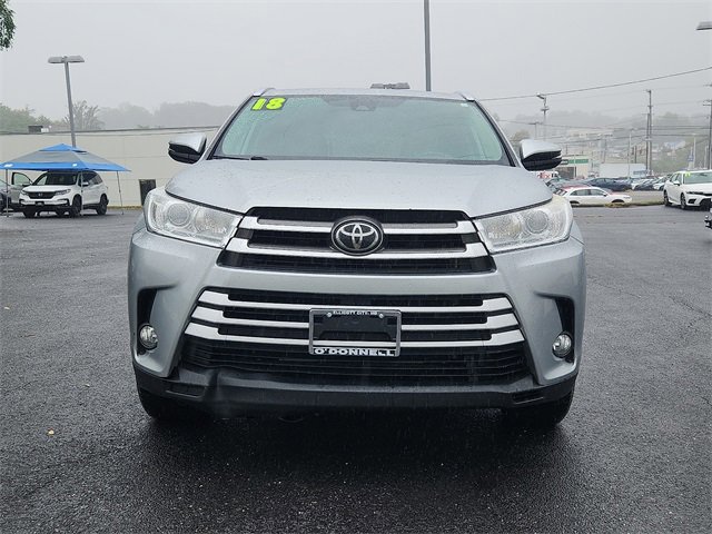 Used 2018 Toyota Highlander XLE image 2