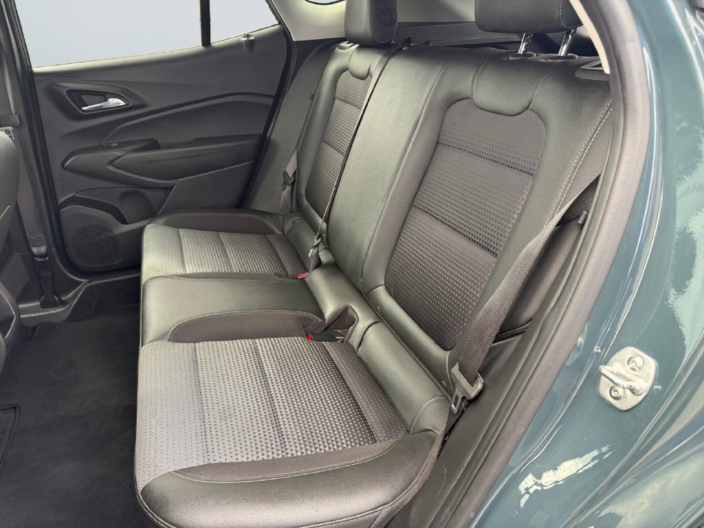 Used 2025 Chevrolet Trax LT FWD image 13