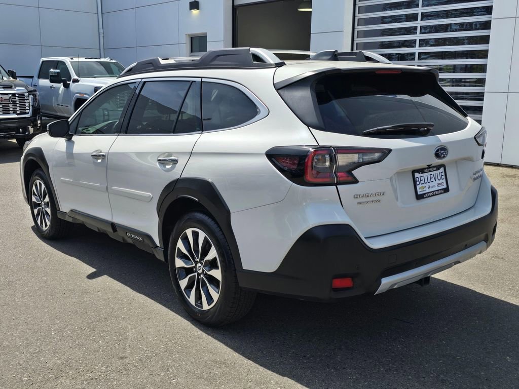 Used 2024 Subaru Outback Touring XT AWD/4WD image 3