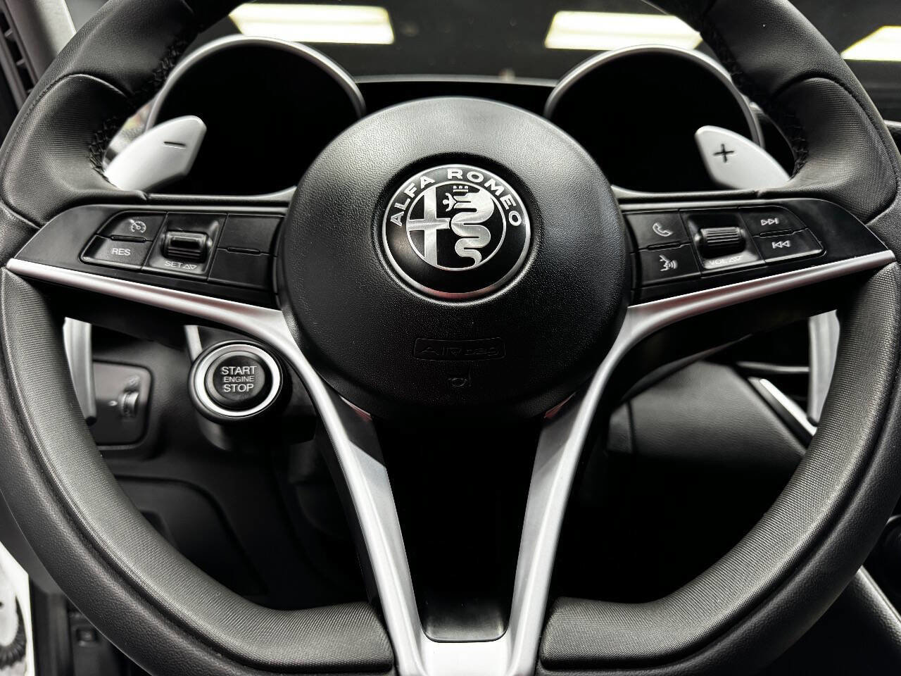 Used 2018 Alfa Romeo Giulia Ti Sport w/ Quick Order Package 22U Sport image 20