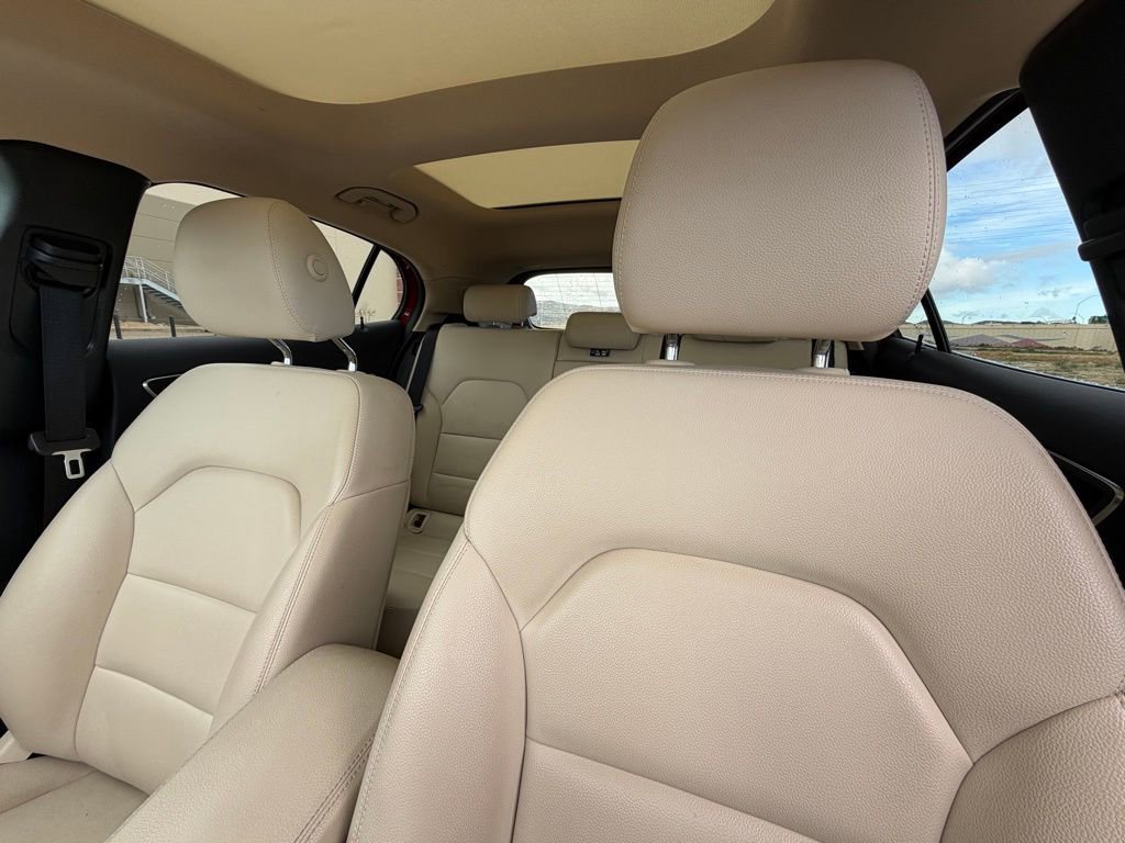 Used 2017 Mercedes-Benz GLA 250 4MATIC image 11