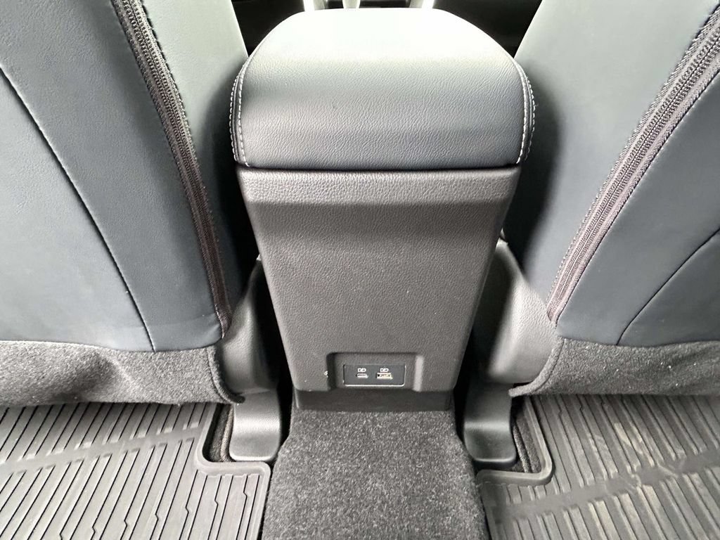 Used 2024 Mitsubishi Eclipse Cross SE AWD/4WD image 10