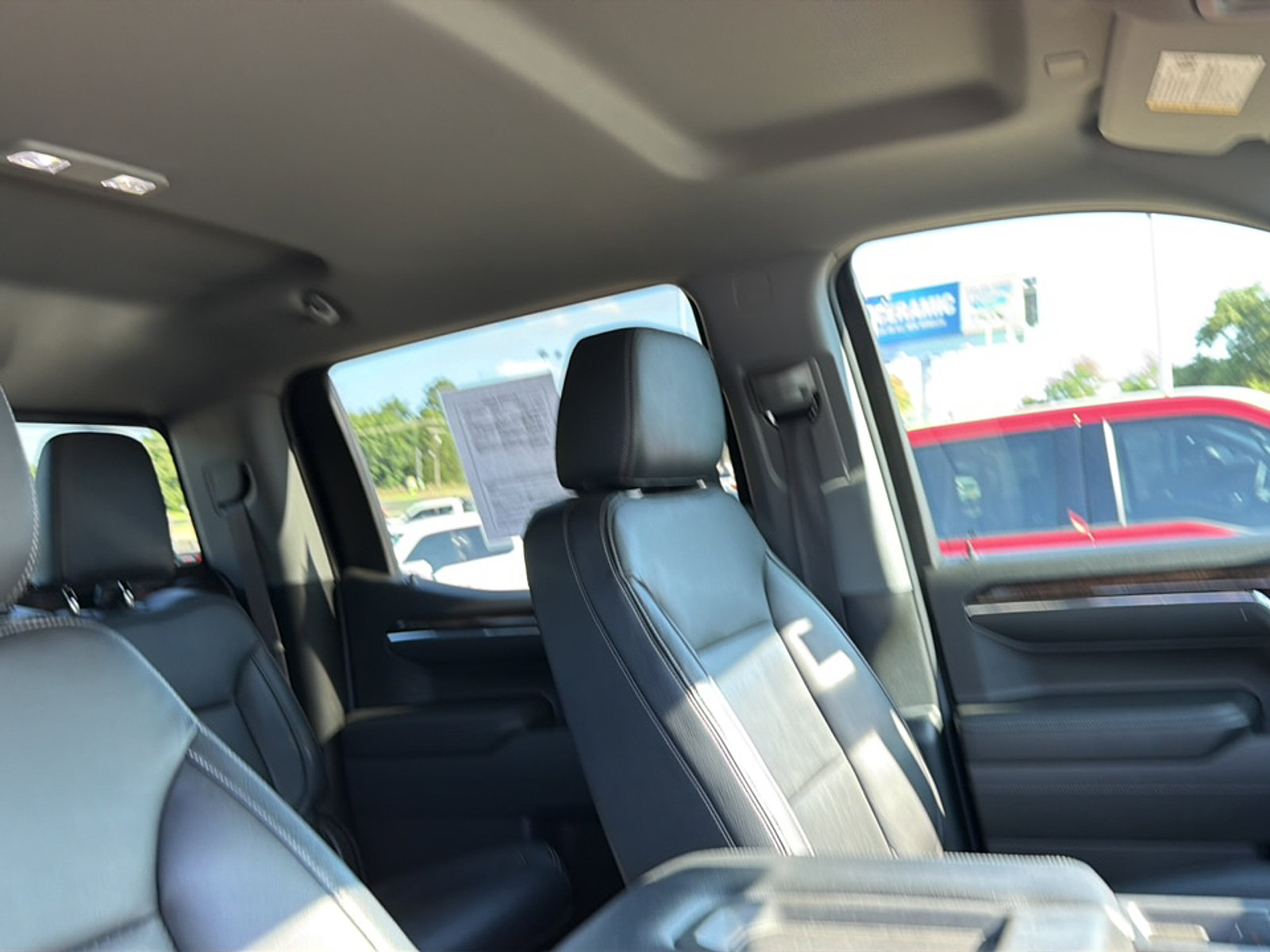 Used 2024 GMC Sierra 1500 SLE w/ Preferred Package AWD/4WD image 16