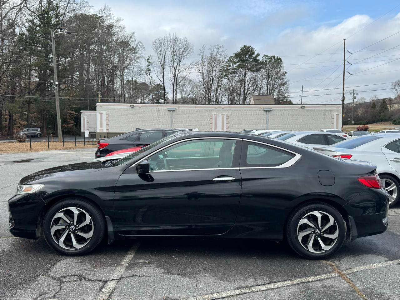 Used 2017 Honda Accord LX-S image 4