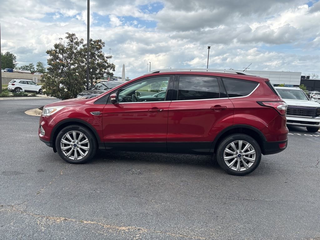 Used 2017 Ford Escape Titanium FWD image 10