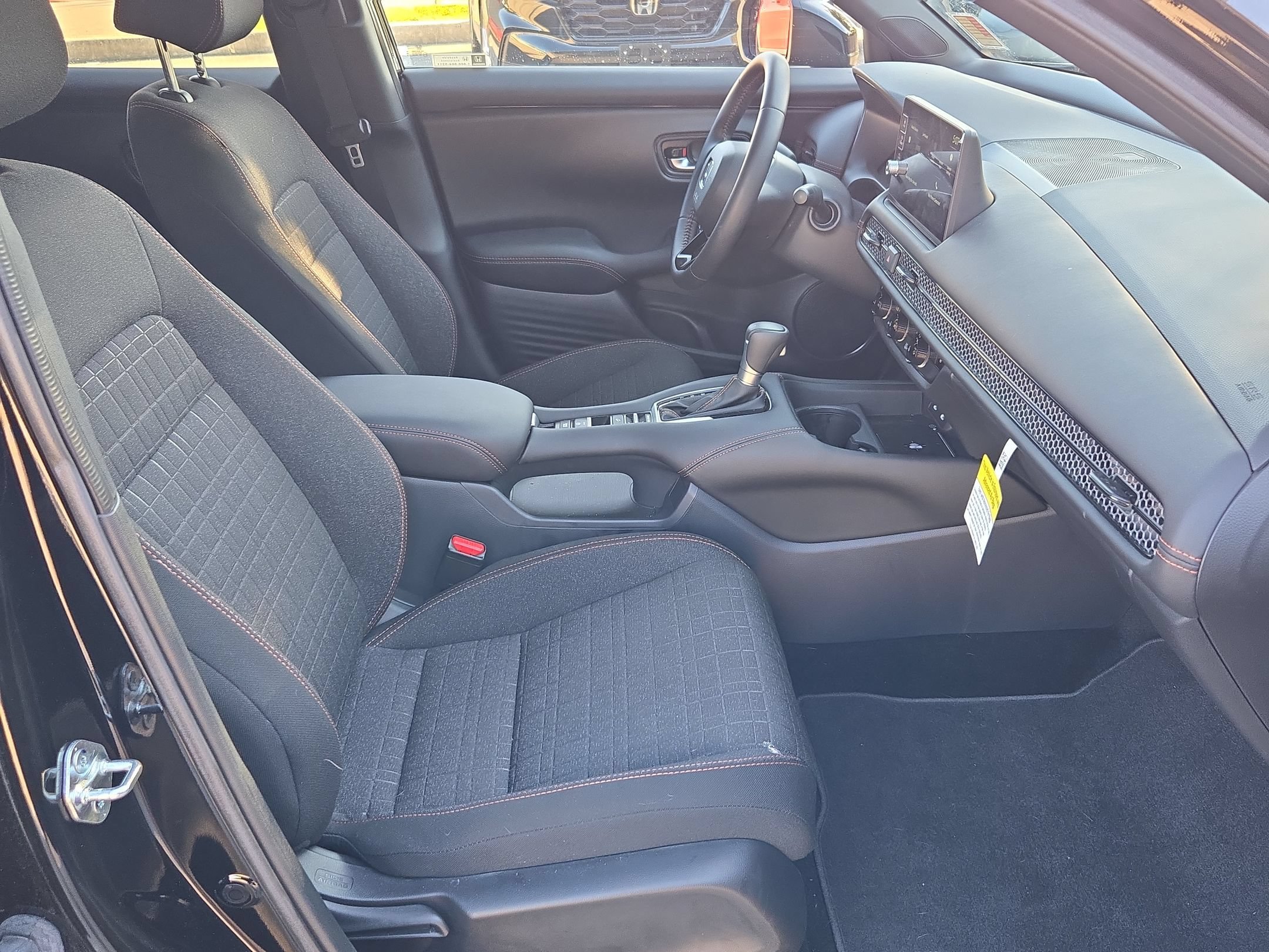 Used 2027 Honda HR-V Sport image 27