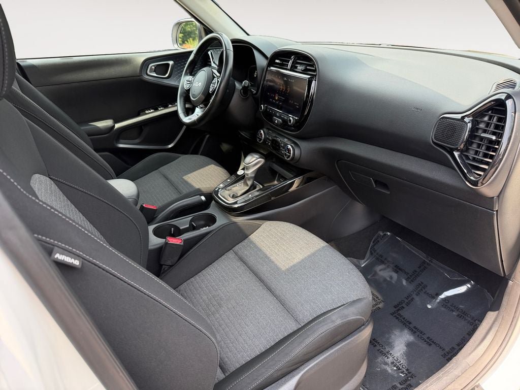 Used 2023 Kia Soul EX FWD image 26