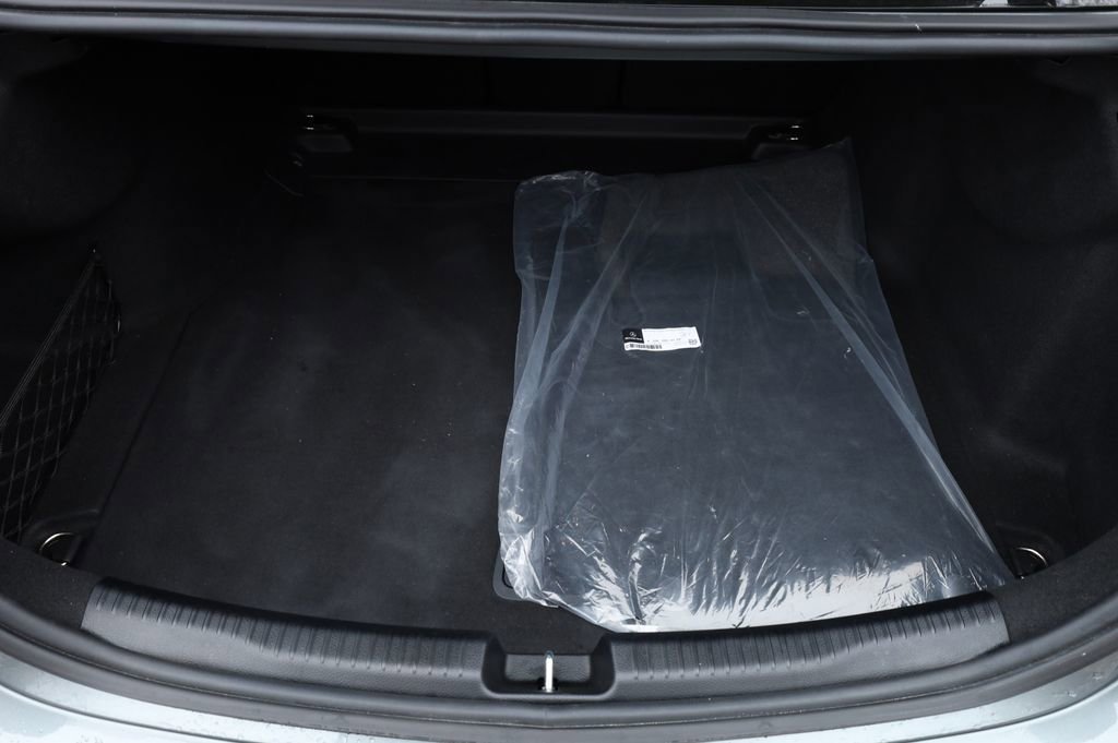 Used 2024 Mercedes-Benz C 300 Sedan image 6