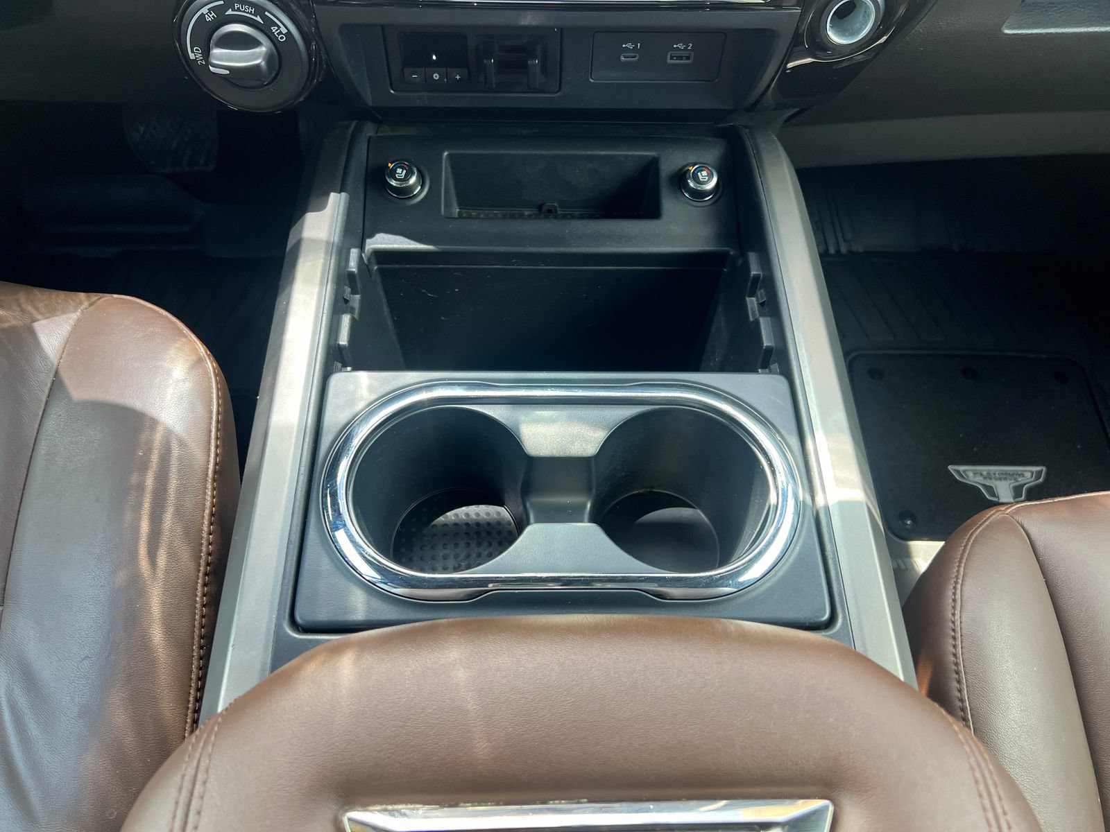 Used 2022 Nissan Titan Platinum Reserve w/ Moonroof Package AWD/4WD image 26