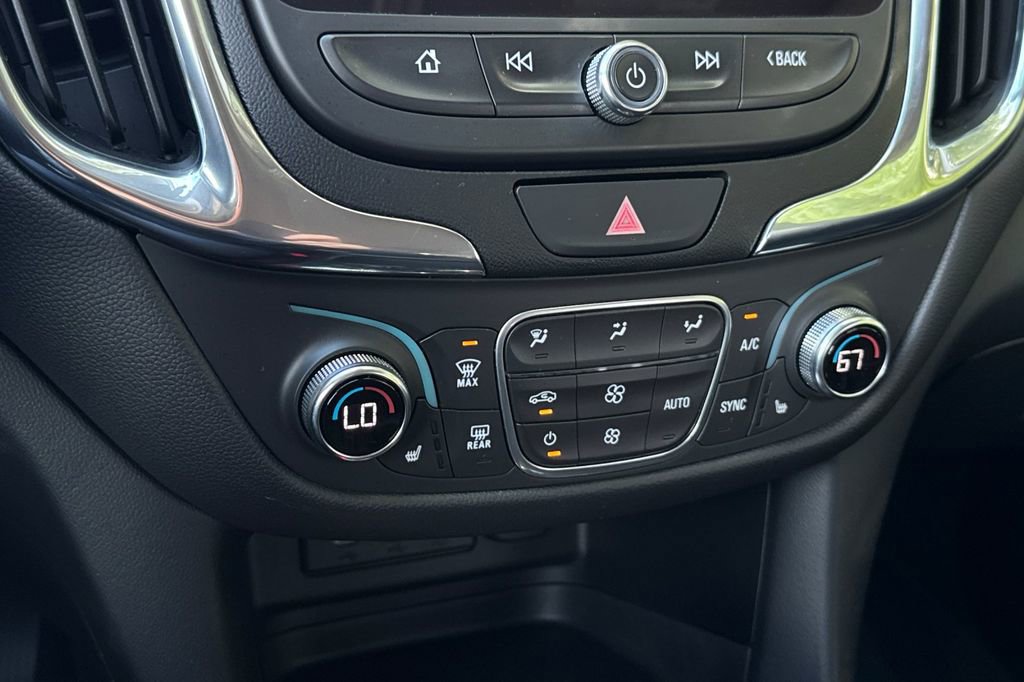 Used 2020 Chevrolet Equinox LT w/ Sport Edition image 24