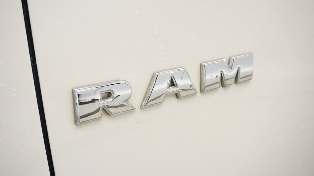 Used 2009 Dodge Ram 1500 Truck ST w/ ST Popular Equipment Group image 15