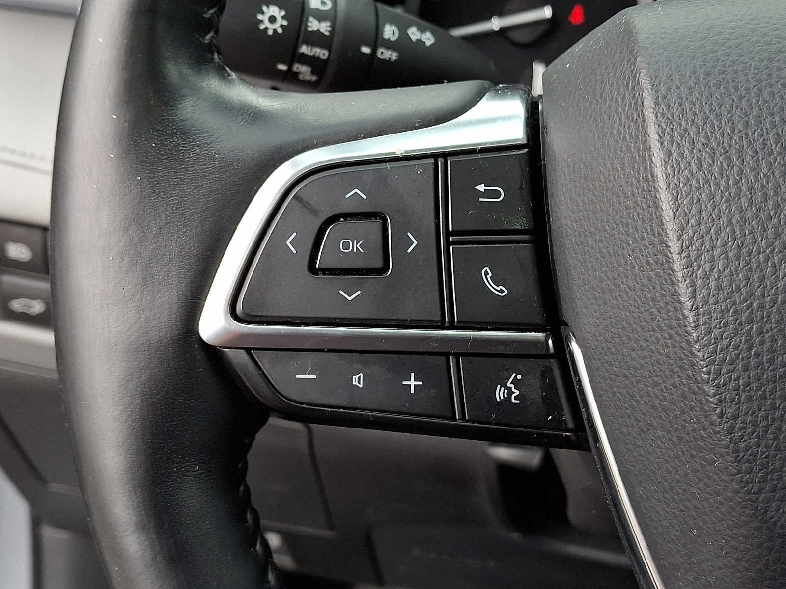 Used 2021 Toyota Highlander Platinum AWD/4WD image 23