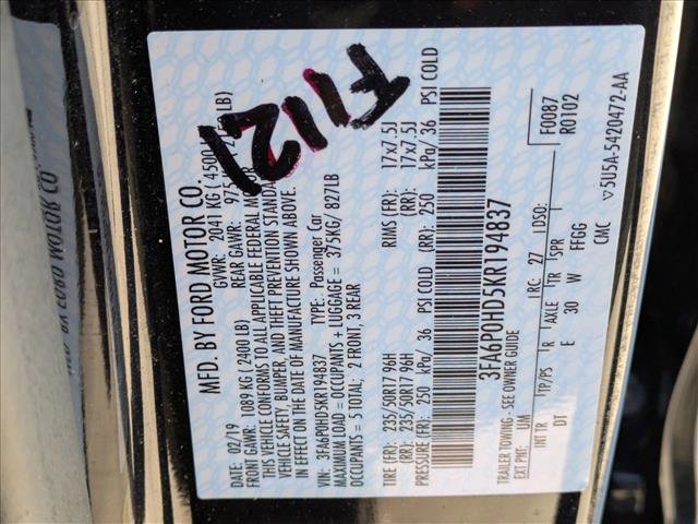 Used 2019 Ford Fusion SE image 16