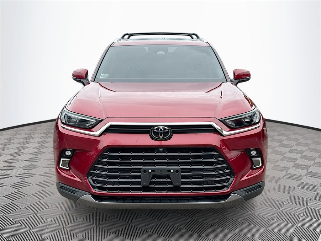 Used 2024 Toyota Grand Highlander Platinum image 2