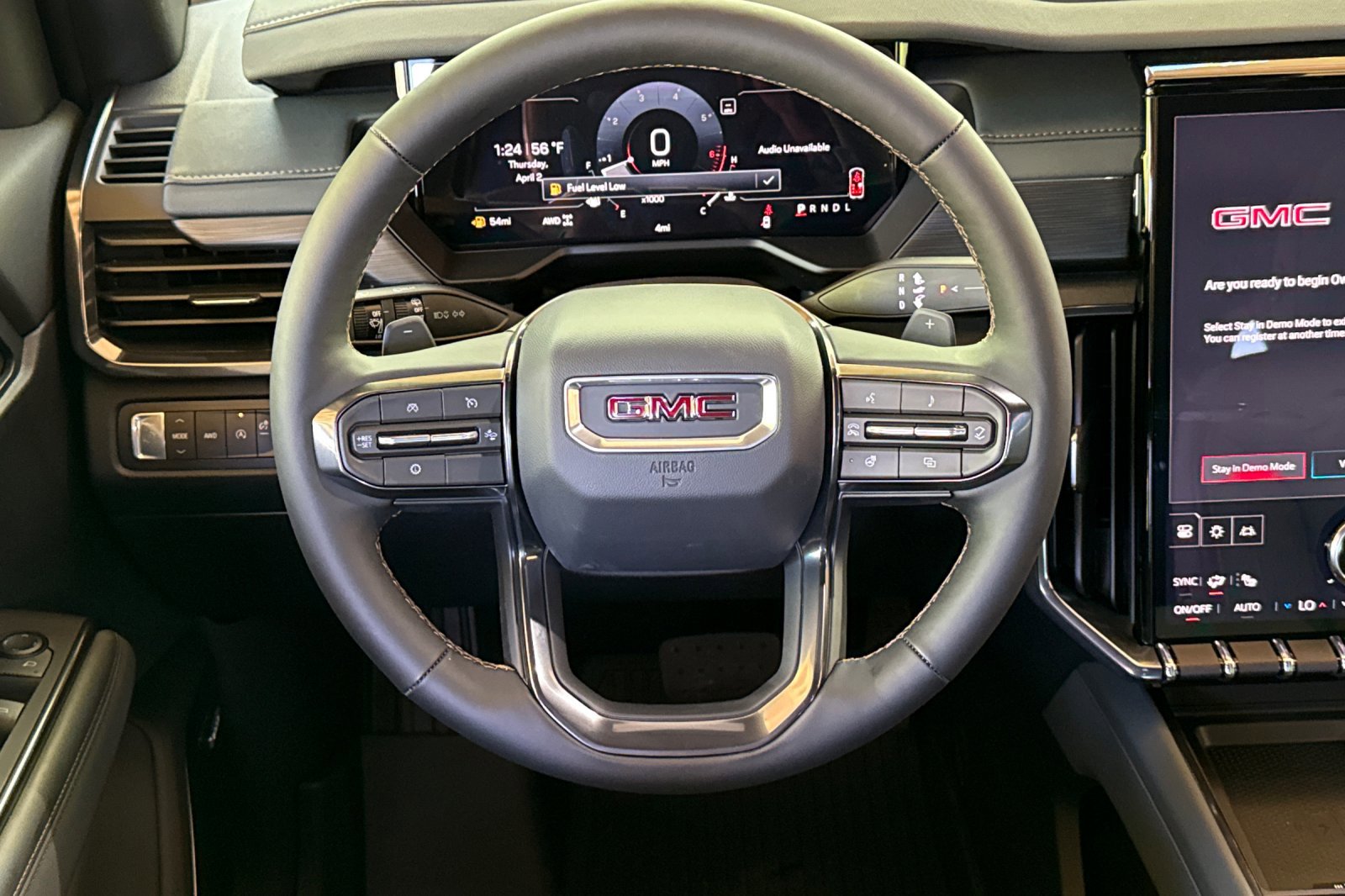 New 2026 GMC Acadia AT4 w/ LPO, Floor Liner Package AWD/4WD image 15