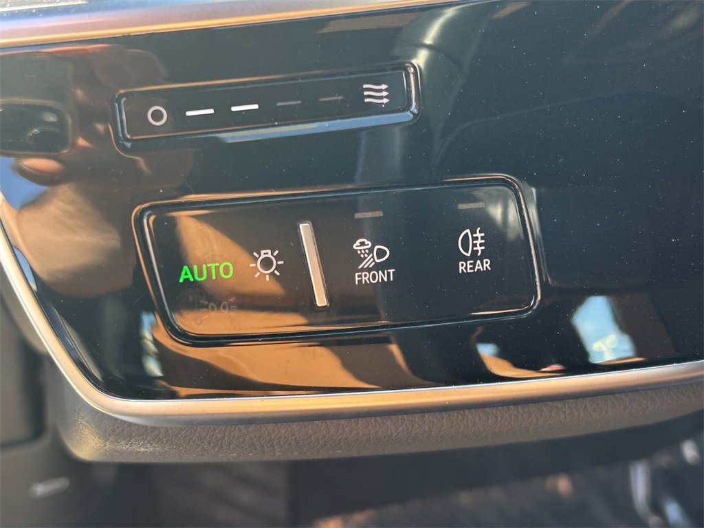 Used 2022 Audi A8 L 3.0T image 36