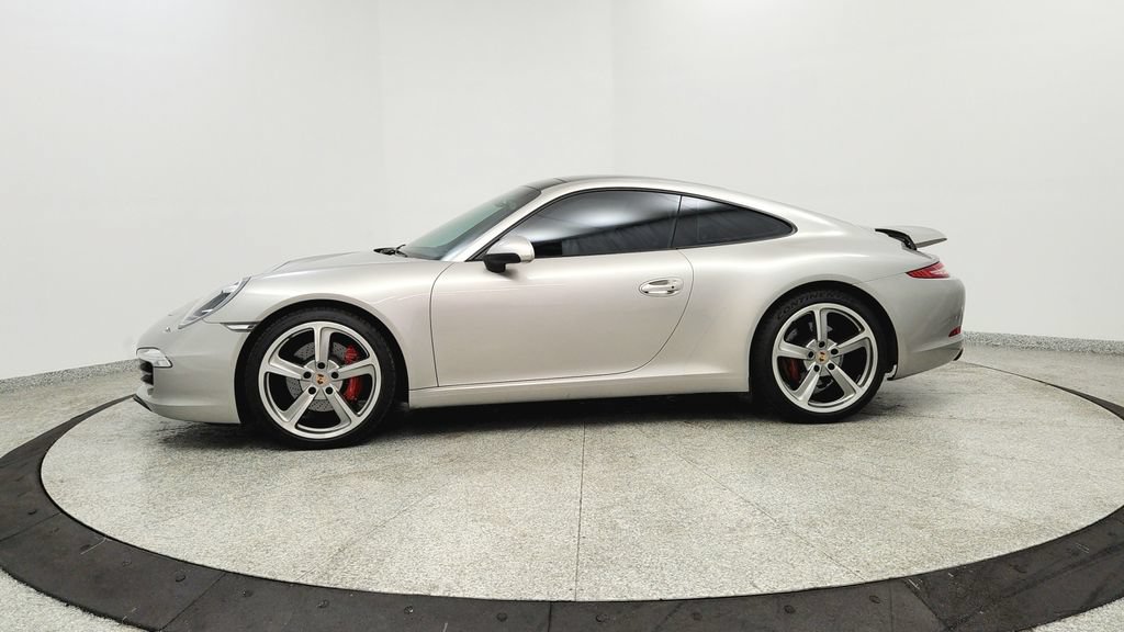 Used 2013 Porsche 911 Carrera S RWD image 2