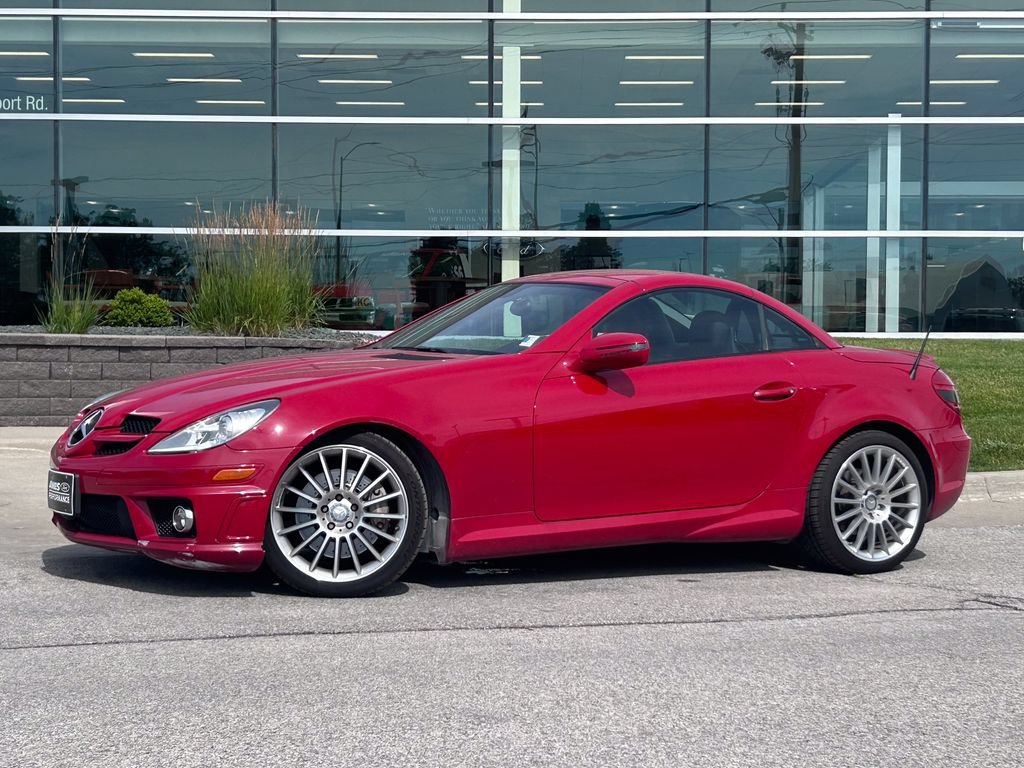 Used 2011 Mercedes-Benz SLK 300 image 3