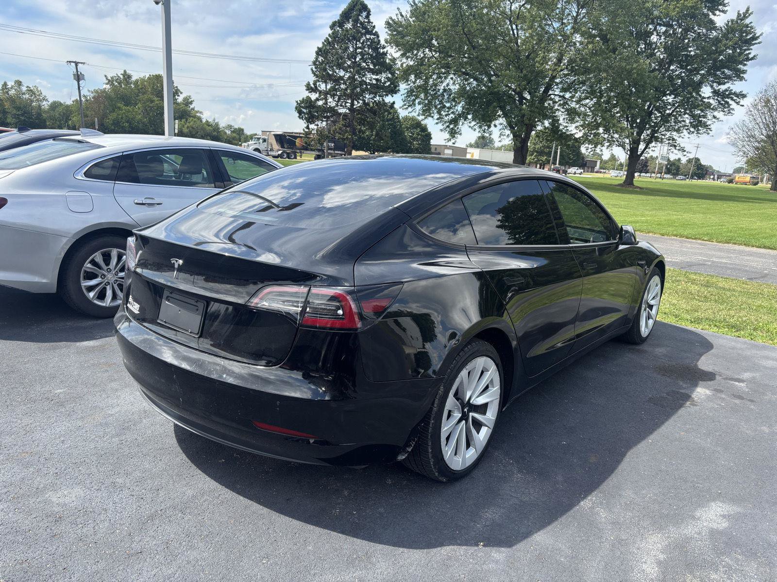 Used 2023 Tesla Model 3 Standard Range RWD image 6