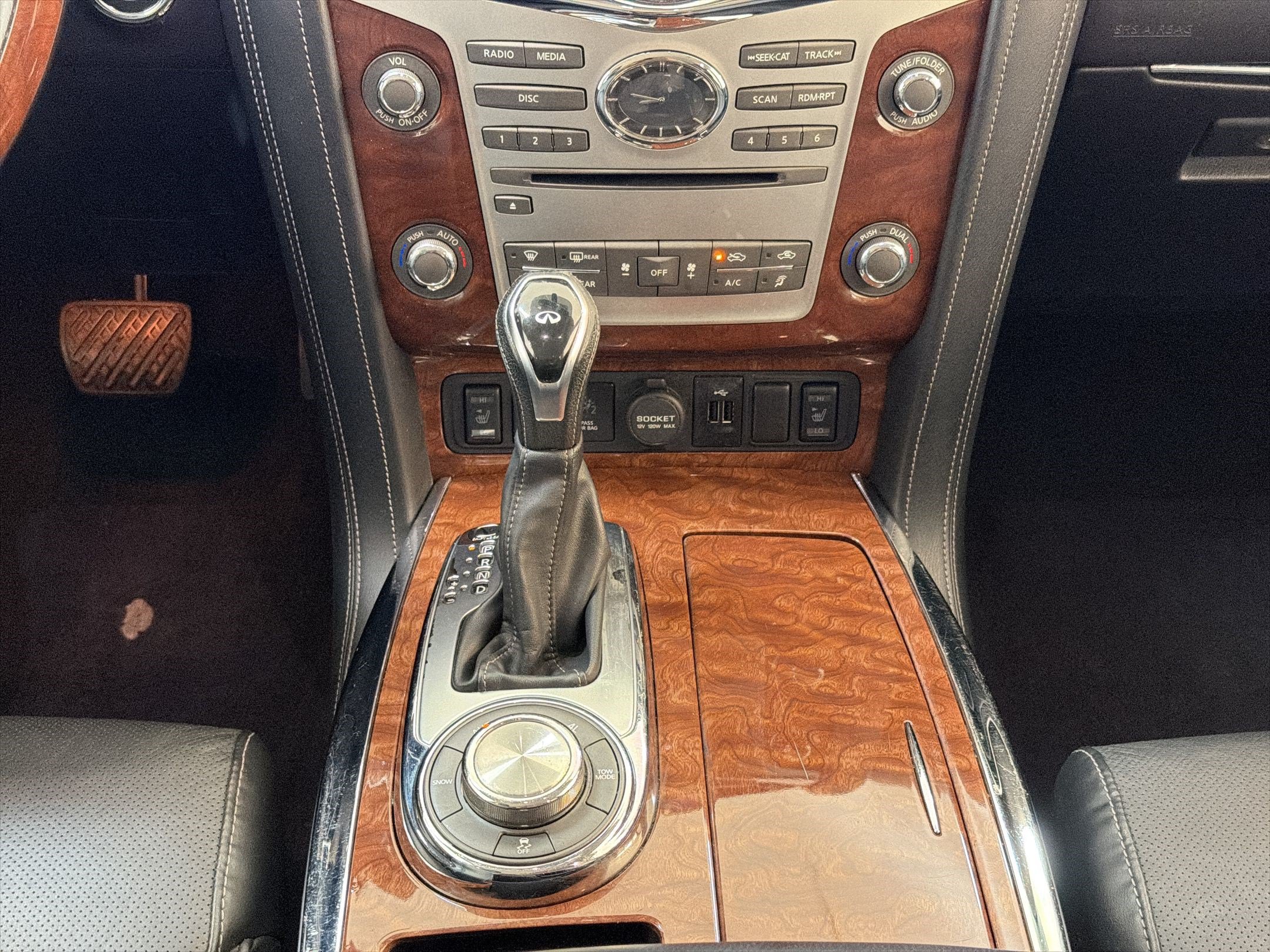 Used 2019 INFINITI QX80 Luxe AWD/4WD image 18