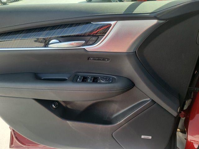 Certified 2023 Cadillac XT6 Premium Luxury FWD image 15