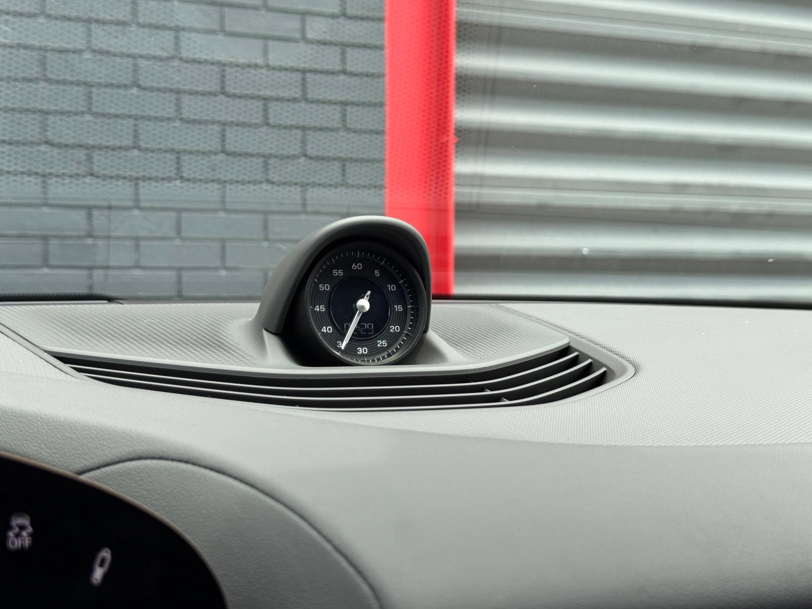 Used 2023 Porsche Taycan RWD image 22