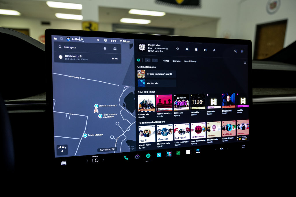 Used 2022 Tesla Model X AWD/4WD image 32