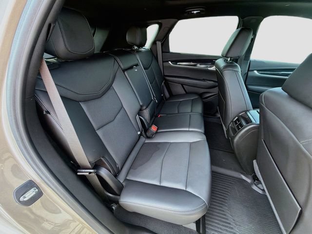 Used 2023 Cadillac XT5 Premium Luxury w/ LPO, Floor Liner Package AWD/4WD image 29