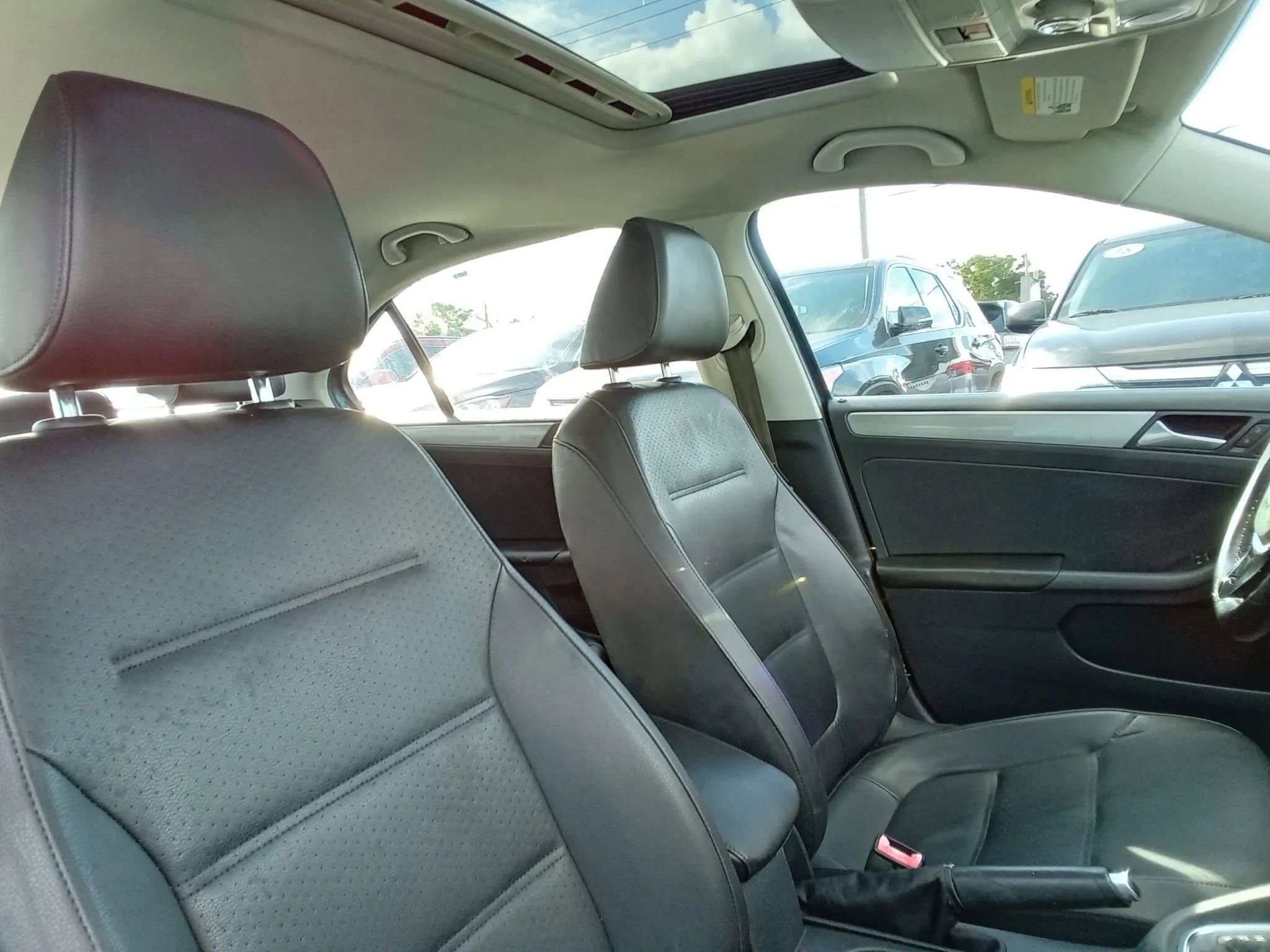 Used 2015 Volkswagen Jetta SE image 17