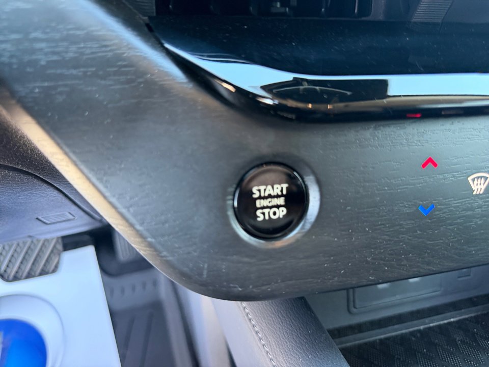 Used 2025 Nissan Murano SL image 24