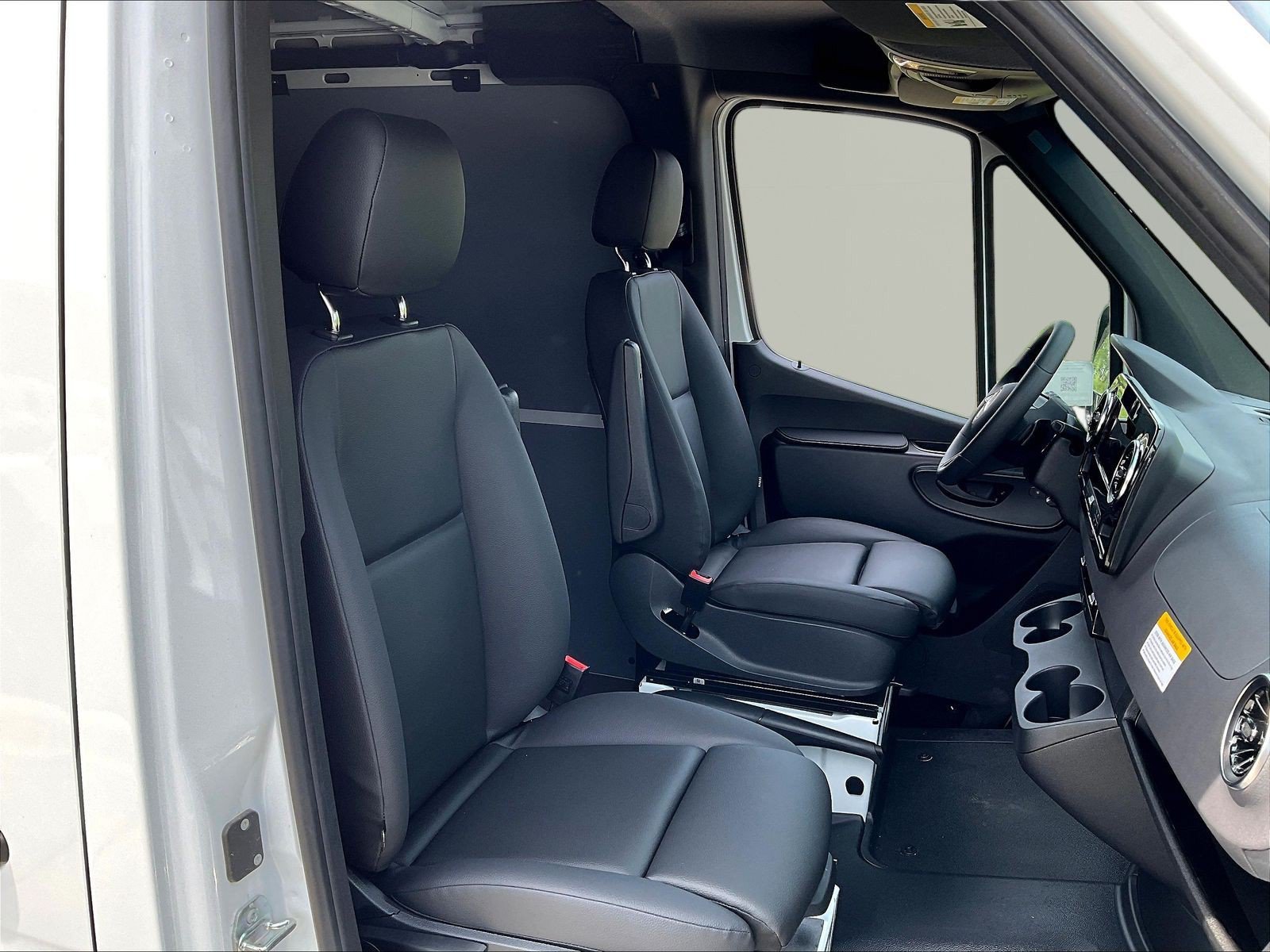 New 2026 Mercedes-Benz Sprinter 2500 image 17