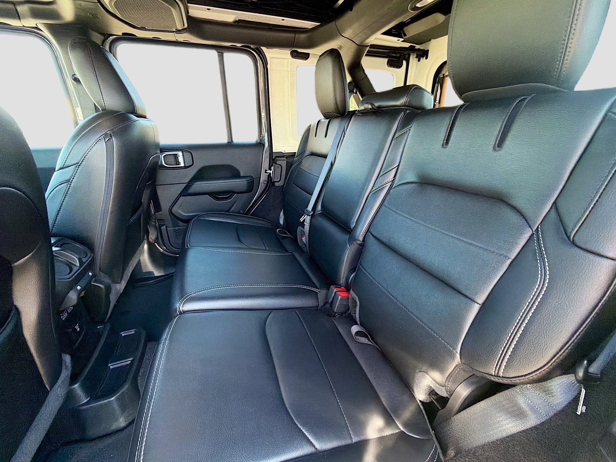 Used 2021 Jeep Wrangler Unlimited Sahara w/ Cold Weather Group image 20