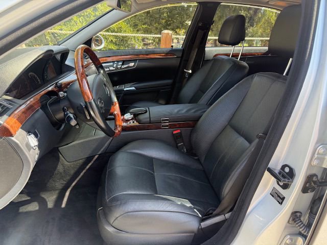 Used 2009 Mercedes-Benz S 550 image 33