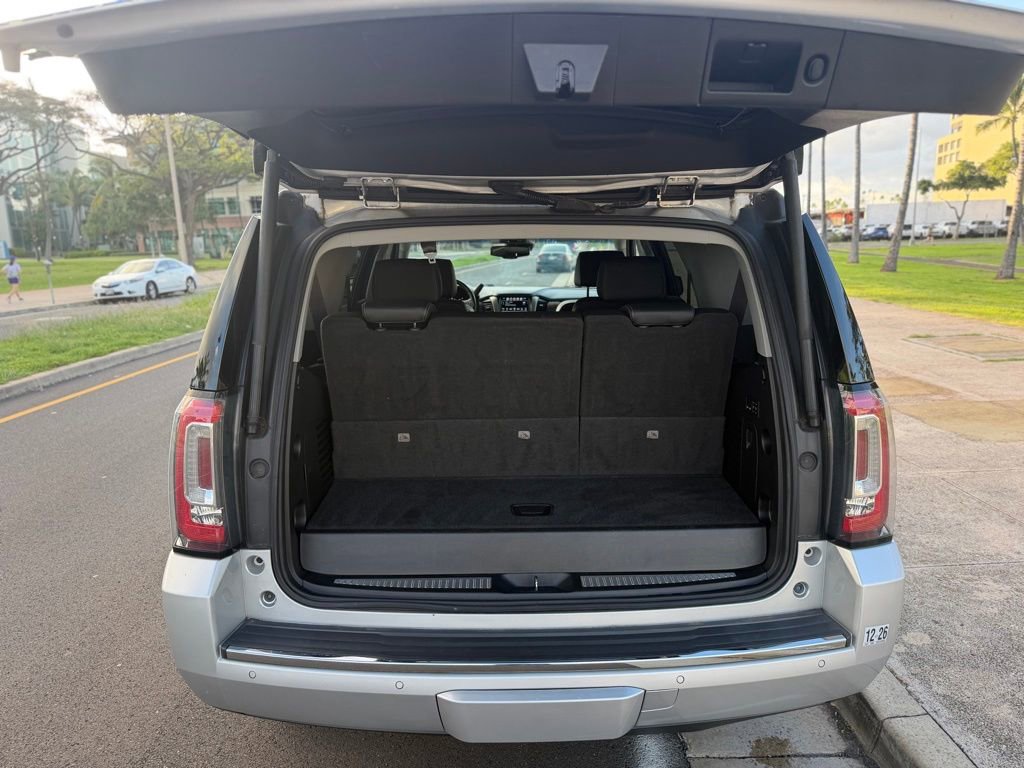 Used 2017 GMC Yukon Denali w/ Open Road Package image 7
