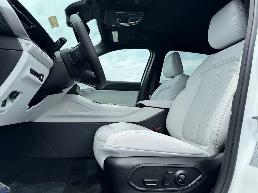 New 2026 Jeep Cherokee Limited AWD/4WD image 17