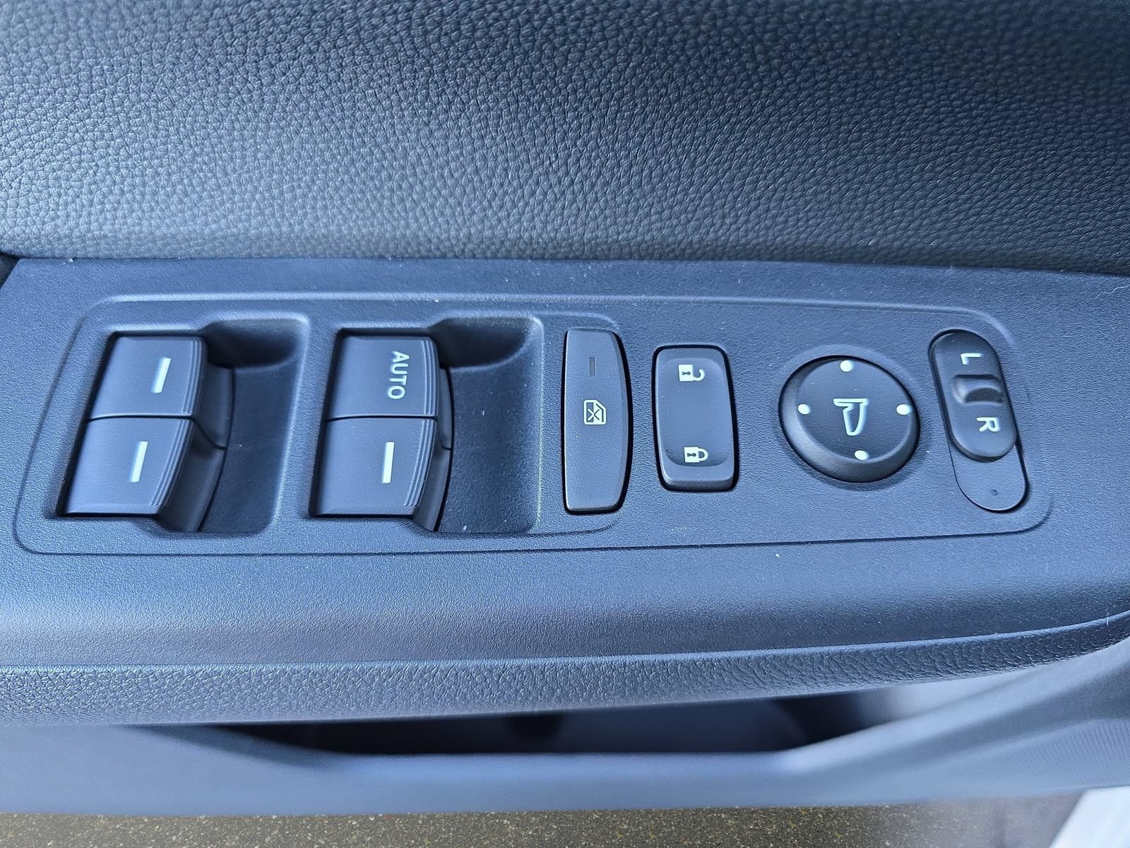 New 2026 Honda CR-V LX image 25