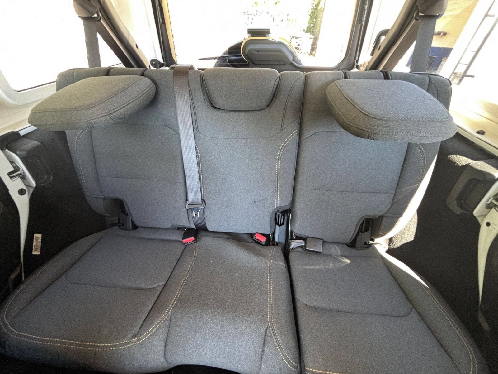 Used 2025 Jeep Wrangler Unlimited Sahara AWD/4WD image 34