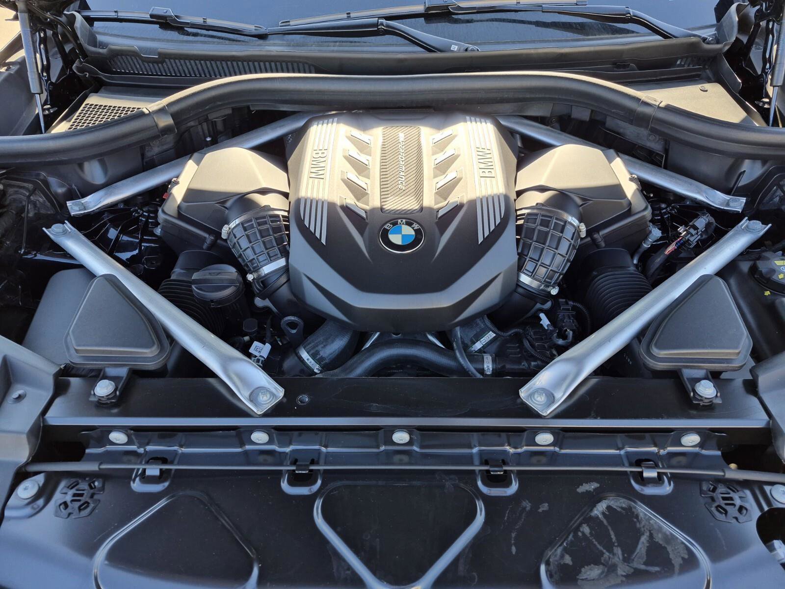 Certified 2023 BMW X5 M50i w/ Executive Package image 10