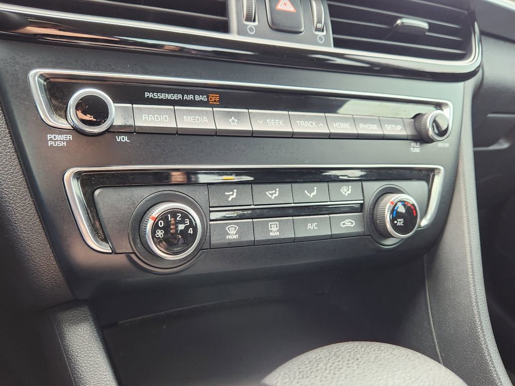 Used 2020 Kia Optima LX image 18