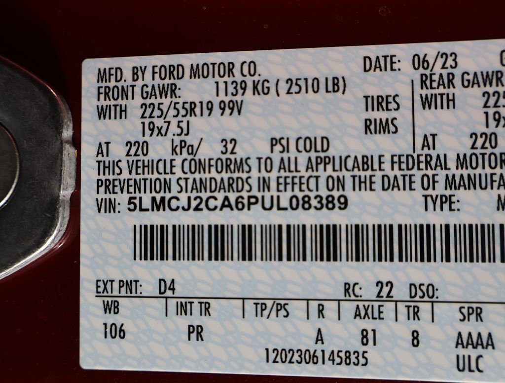 Used 2023 Lincoln Corsair Reserve w/ Equipment Group 201A image 12