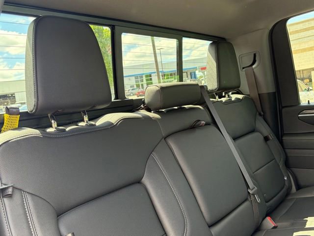 Used 2024 Chevrolet Silverado 2500 LTZ w/ LTZ Convenience Package AWD/4WD image 31