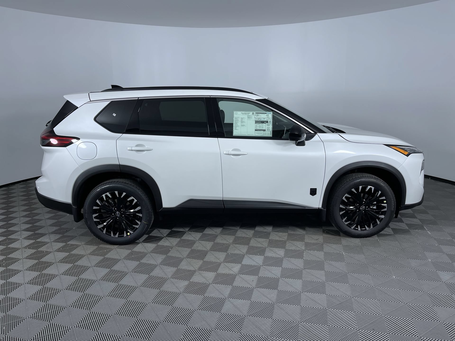 New 2026 Nissan Rogue Dark Armor AWD/4WD image 10